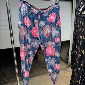 Fighting Eel Floral Ankle Pants - Blue and Pink